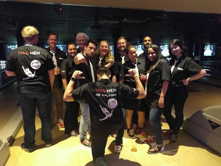 Carlton's Mad Men T-Shirt Photo