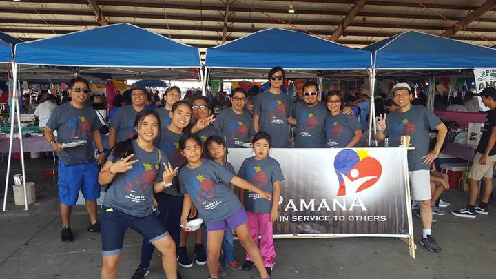 Pamana In Action At Pista Sa Nayon 2017 T-Shirt Photo