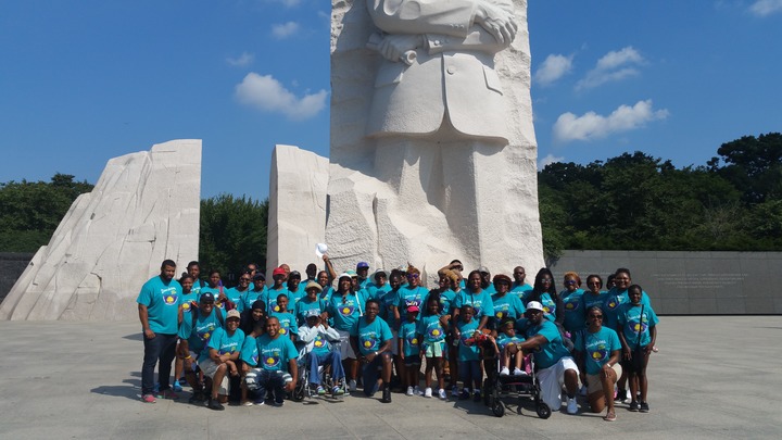 Dixon/Salters Family In Washington, Dc  T-Shirt Photo