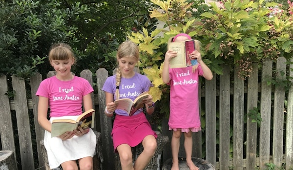We Read Jane Austen! T-Shirt Photo