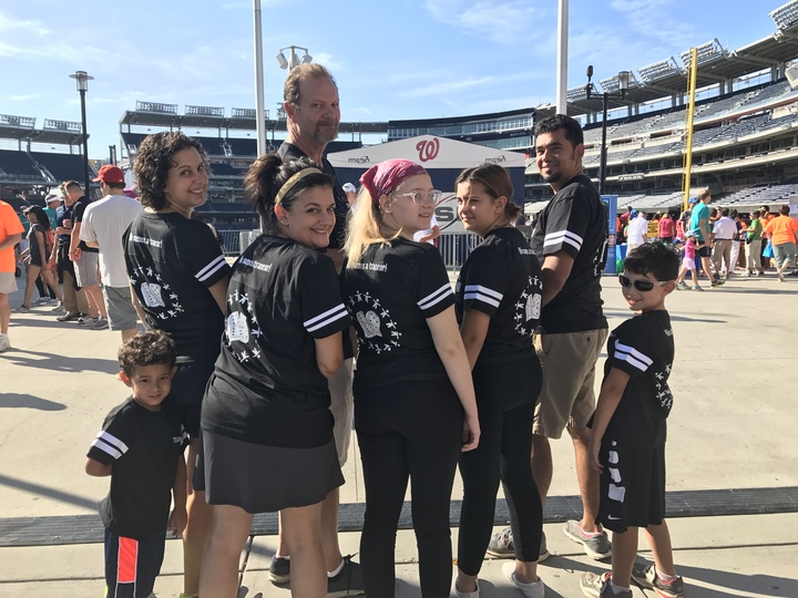 Team Dominó 2017 T-Shirt Photo