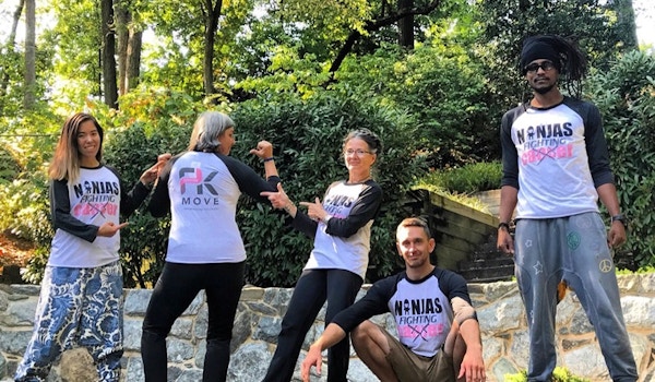 Ninjas Fighting Cancer  T-Shirt Photo