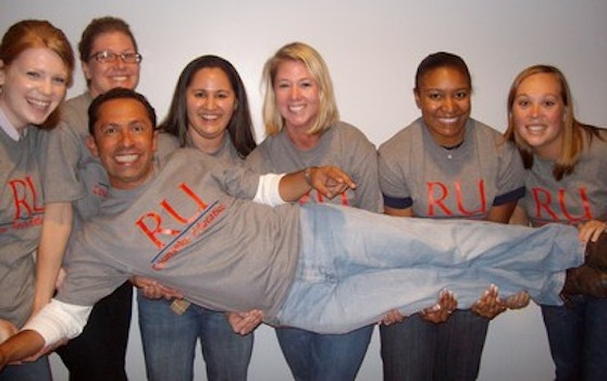 6 Broads And 1 Dude. Doing The Counseling Thing. T-Shirt Photo