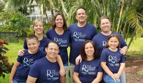 Picture of Team Family Photo Custom T-Shirt Design Team Family Photo T-Shirt Photo