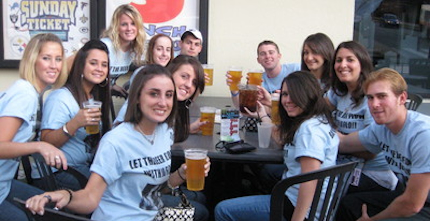 Picture of Let The Beer Flow With Jo Flo Bar Tour '09 Custom T-Shirt Design Let The Beer Flow With Jo Flo Bar Tour '09 T-Shirt Photo