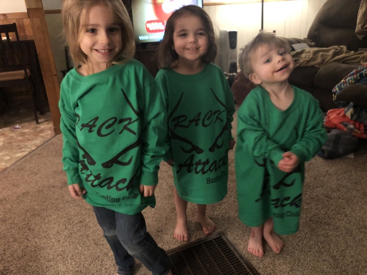 Hunting Kids T-Shirt Photo