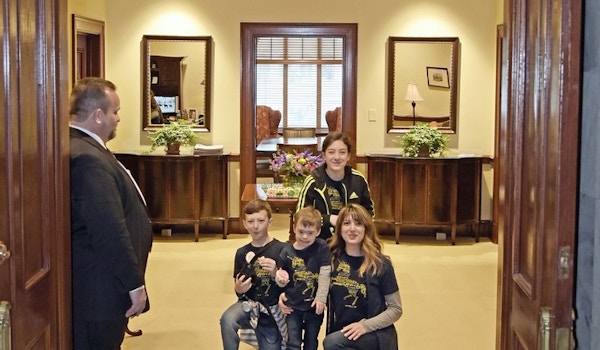 World Down Syndrome Day In The Ky Governor's Office T-Shirt Photo