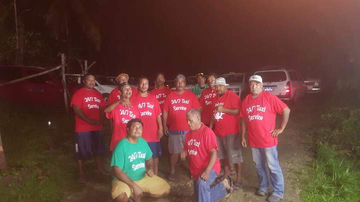 24/7 Taxi  T-Shirt Photo