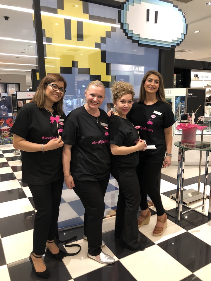 Make Up Date T-Shirt Photo