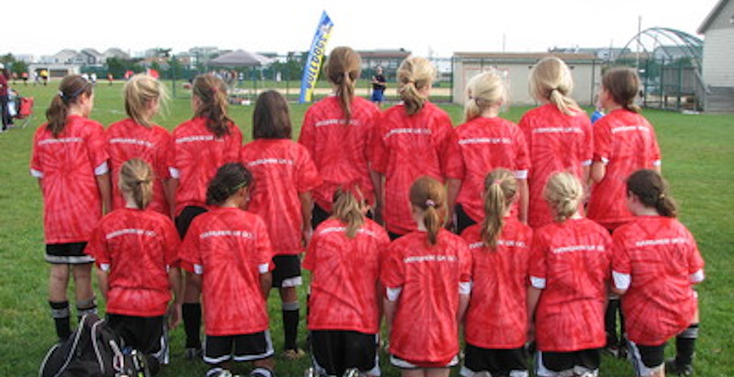 Picture of Radnor Black Pack Custom T-Shirt Design Radnor Black Pack T-Shirt Photo