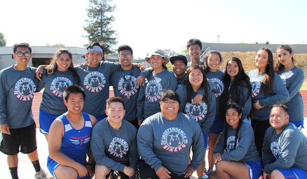 Picture of Throwers Custom T-Shirt Design Throwers T-Shirt Photo