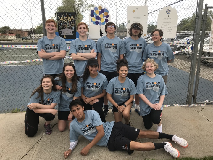 Tiger Tennis Seniors 2018 T-Shirt Photo