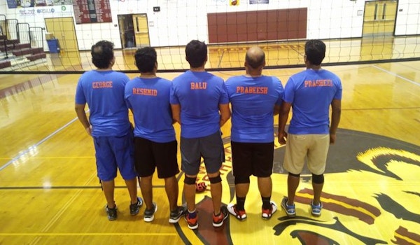 Mat Volley Team T-Shirt Photo