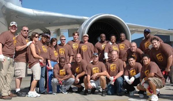 Ups Plane Pull For Charity T-Shirt Photo