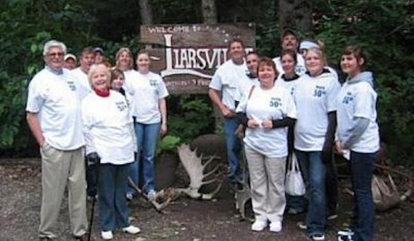 Picture of Vacationing In Liarsville, Alaska Custom T-Shirt Design Vacationing In Liarsville, Alaska T-Shirt Photo