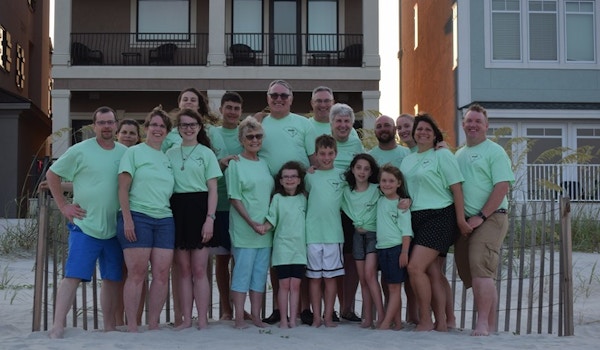 Bischoff Family Hh 2018 T-Shirt Photo