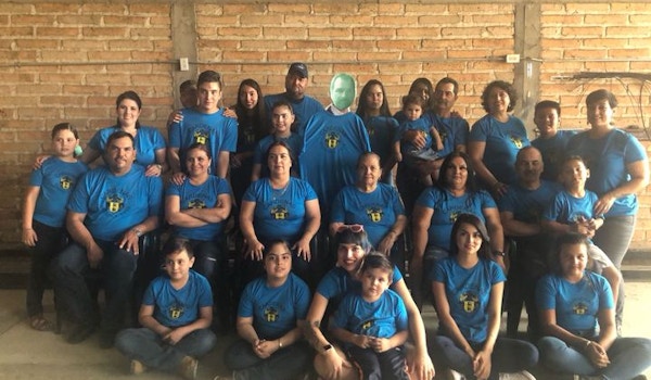 Family Reunion 2018 Mexico T-Shirt Photo