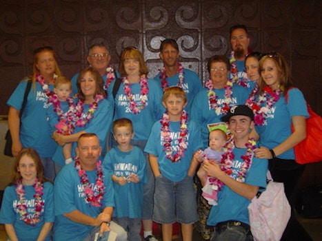 Hawaiian Family Vaction T-Shirt Photo