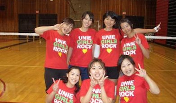 Unie Girl's Volleyball Team T-Shirt Photo