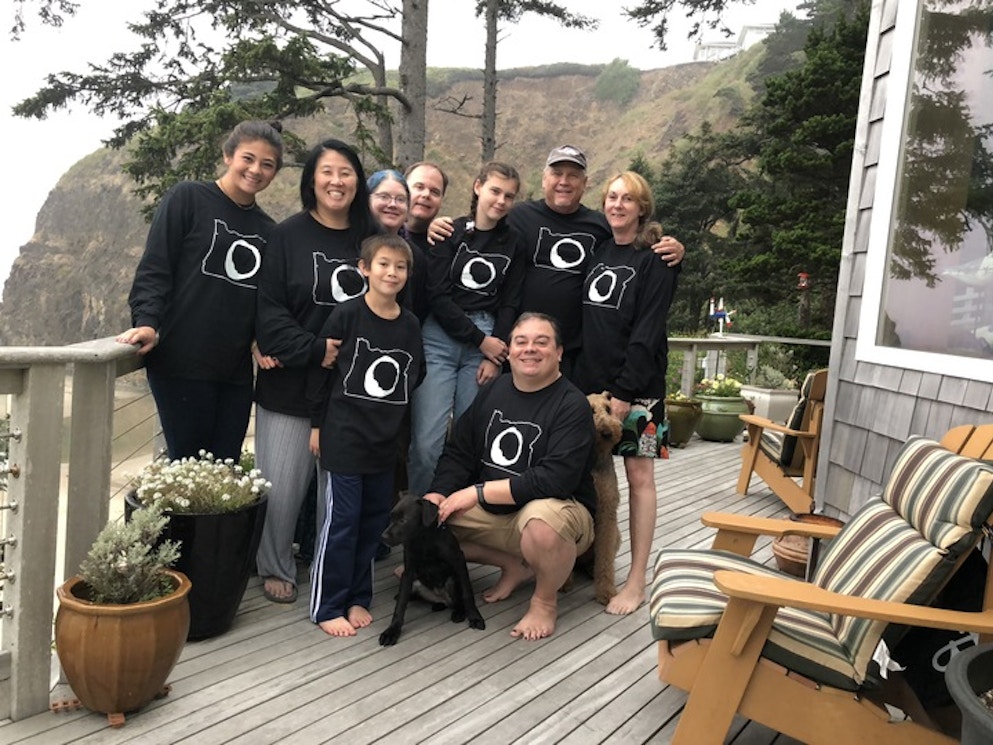 Team Totality In Oregon T-Shirt Photo