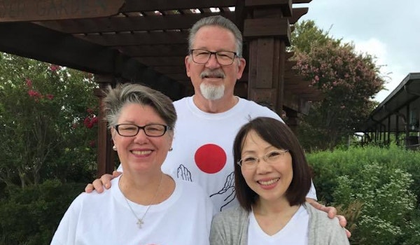 Picture of Lifting Up Japan Custom T-Shirt Design Lifting Up Japan T-Shirt Photo