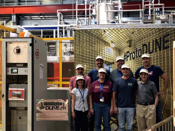 Dune Grounding Guru Team T-Shirt Photo