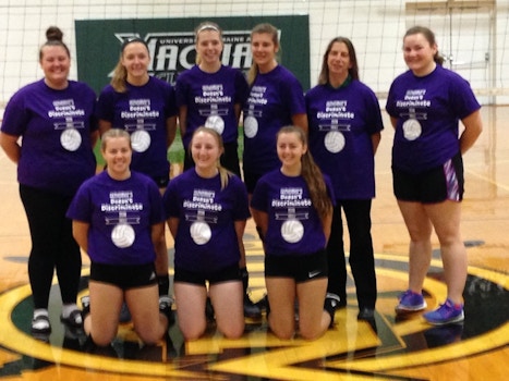 Umm  Volleyball Alzheimer's Fundraiser T-Shirt Photo