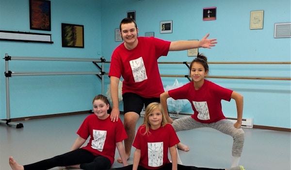 Picture of Motus Dancers Love Their Shirts! Custom T-Shirt Design Motus Dancers Love Their Shirts! T-Shirt Photo