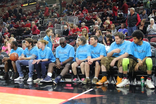 Ep!C Bulldogs   Basketball Team For Adults With Disabilities T-Shirt Photo