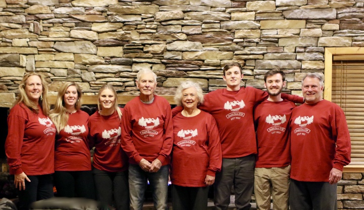 Mountaineers T-Shirt Photo