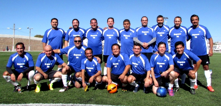 Best Mexican Amateur Soccer Team 90's   Slp T-Shirt Photo