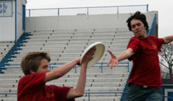 Ultimate Frisbee In Action T-Shirt Photo