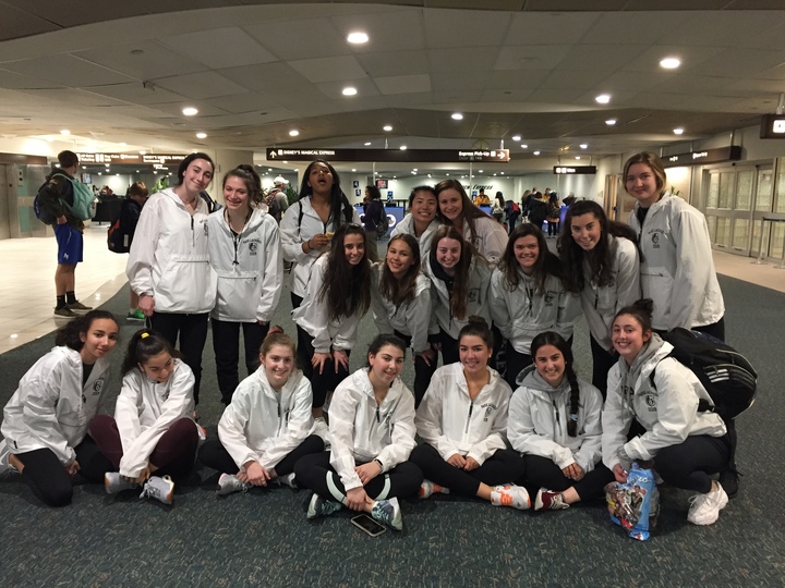 Bruin Lacrosse  T-Shirt Photo