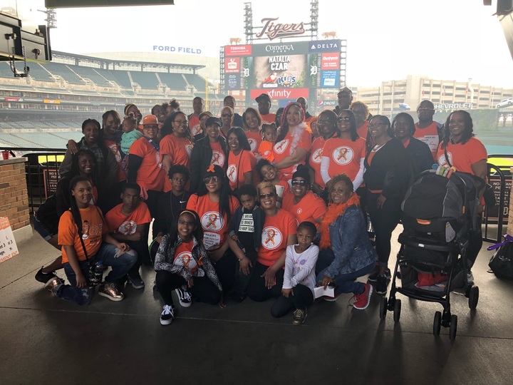 Ms Walk T-Shirt Photo