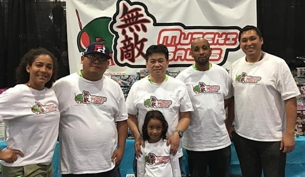 Muteki Sales At New York Comic Con 2018 T-Shirt Photo