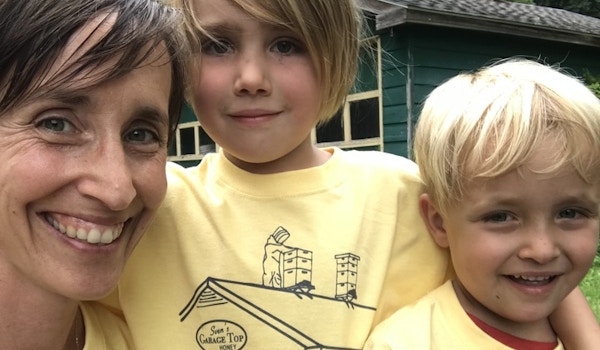 Picture of Sven's Garage Top Honey Custom T-Shirt Design Sven's Garage Top Honey T-Shirt Photo