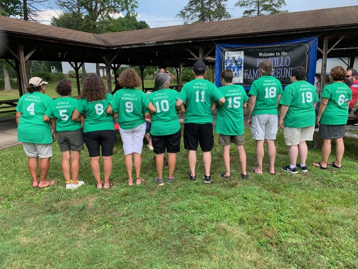 Cousins T-Shirt Photo