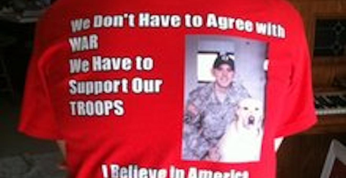 I Believe In American Soldiers T-Shirt Photo