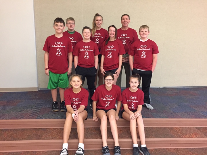 Frisbie's Fashionistas T-Shirt Photo