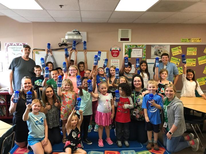 Wilder Elem Blue House  T-Shirt Photo