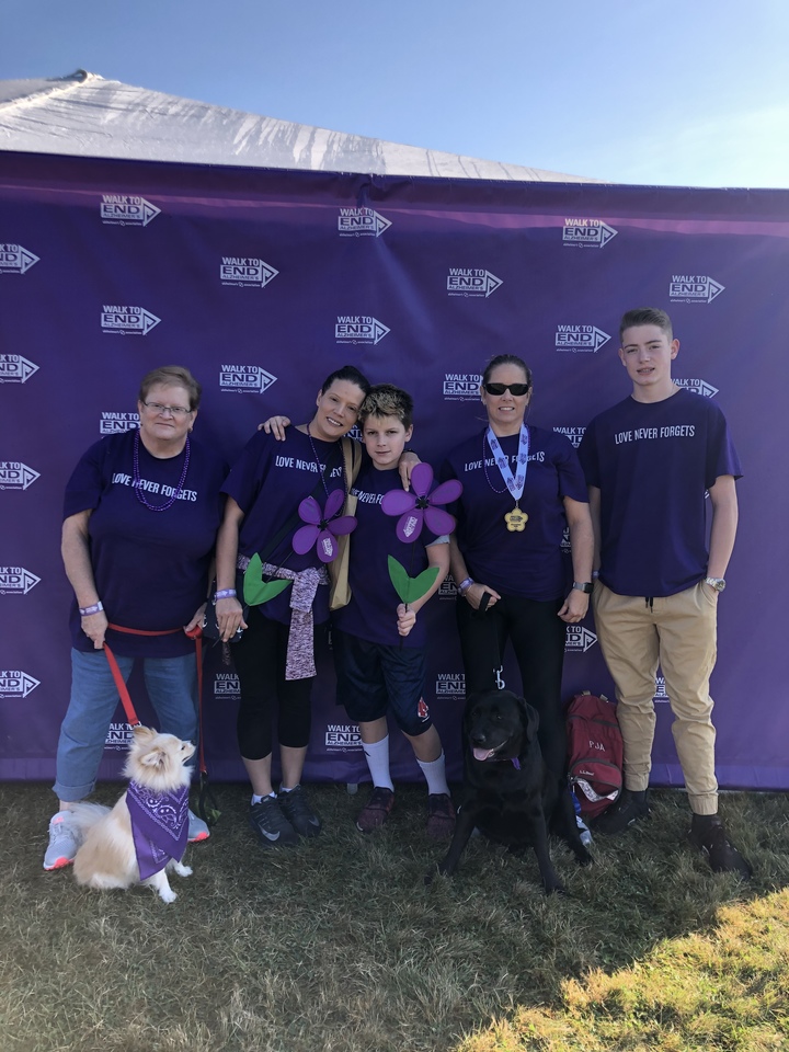 Team Mullen/Alzheimer’s Walk 2019 T-Shirt Photo