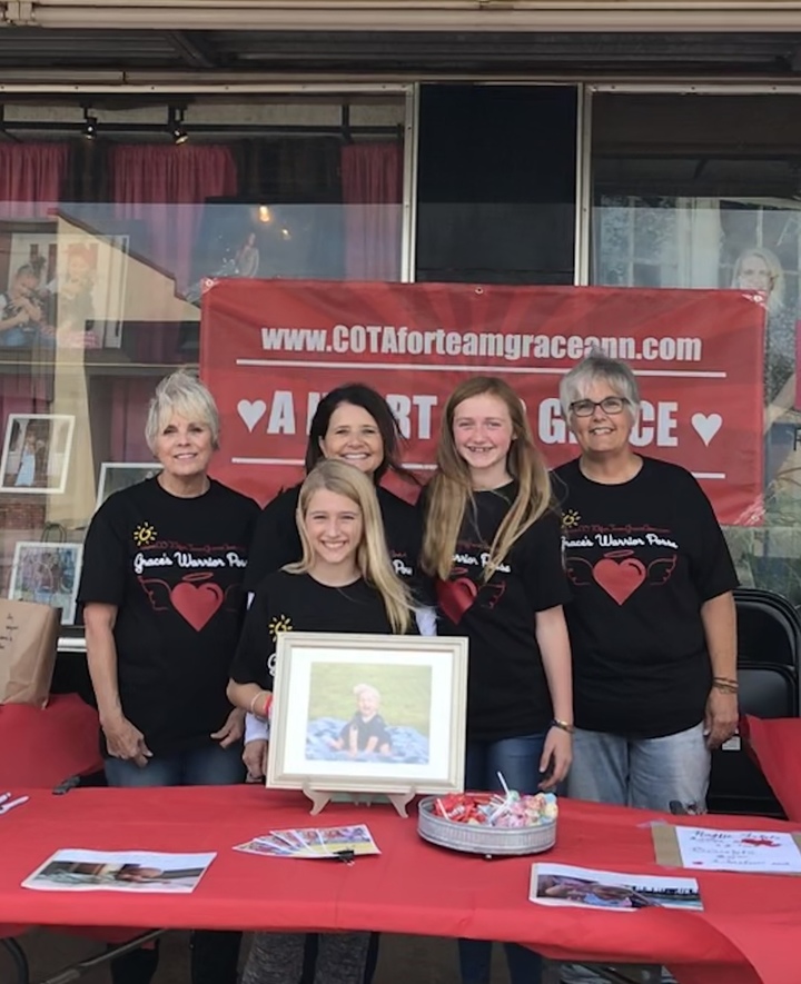 Race Day 2019 T-Shirt Photo