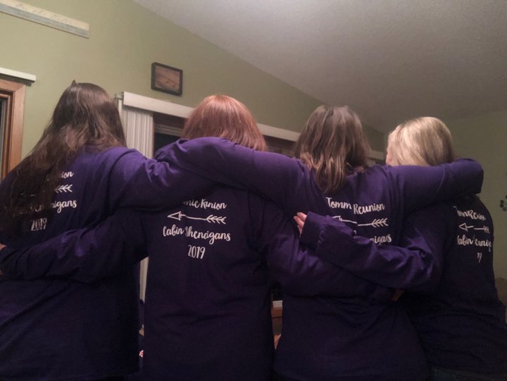 Friends Forever T-Shirt Photo