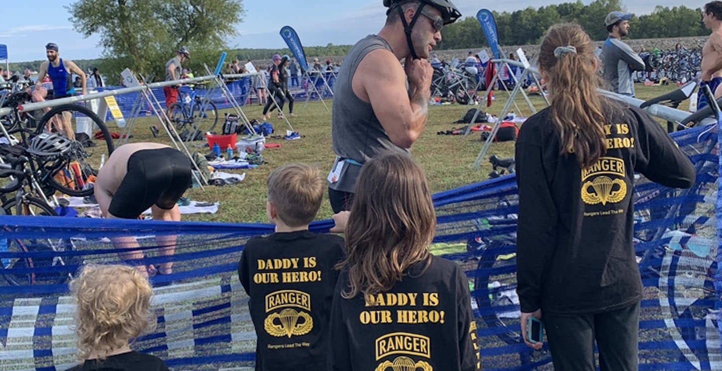 Cheering Daddy On! T-Shirt Photo