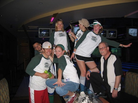 Kgm Team Bowling T-Shirt Photo