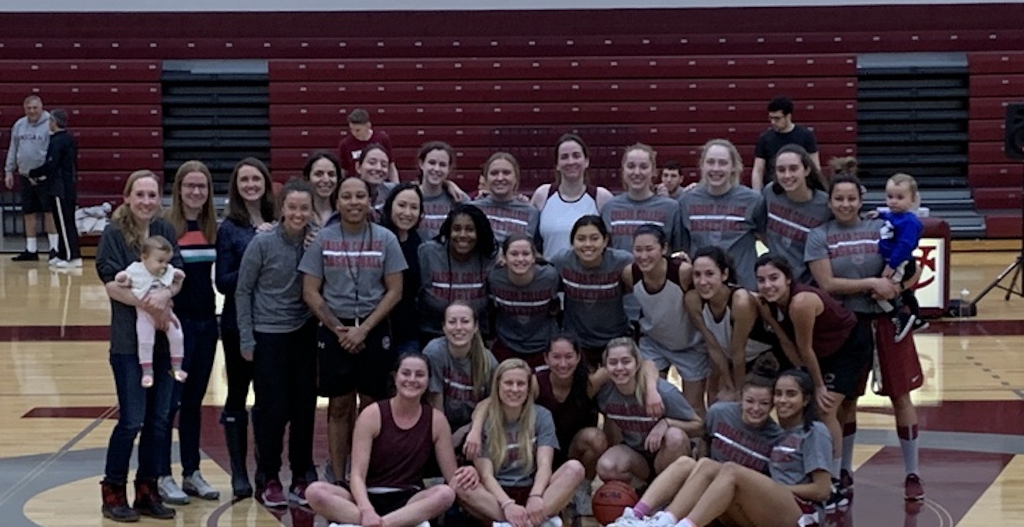 Picture of Vassar Women’s Basketball Alumnae Game Custom T-Shirt Design Vassar Women’s Basketball Alumnae Game T-Shirt Photo