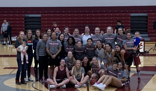 Picture of Vassar Women’s Basketball Alumnae Game Custom T-Shirt Design Vassar Women’s Basketball Alumnae Game T-Shirt Photo