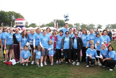Team For Lorraine Susan G Komen Race For The Cure T-Shirt Photo