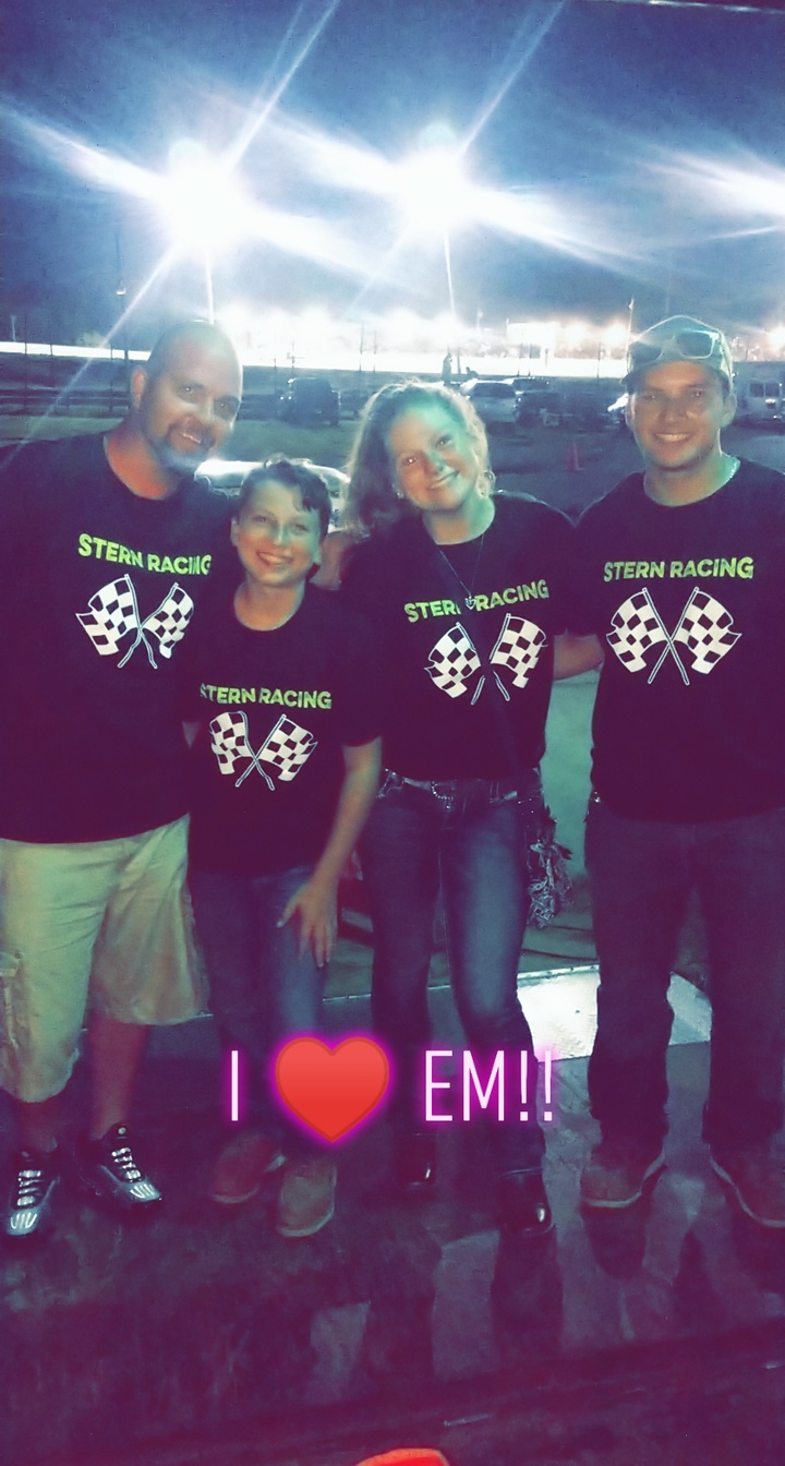 Stern Racing T-Shirt Photo