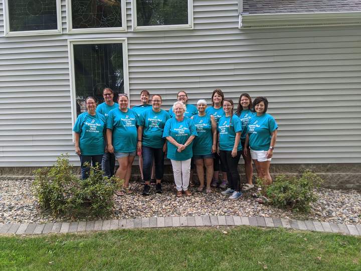 Team Laurie's Fight Against Ovarian Cancer T-Shirt Photo